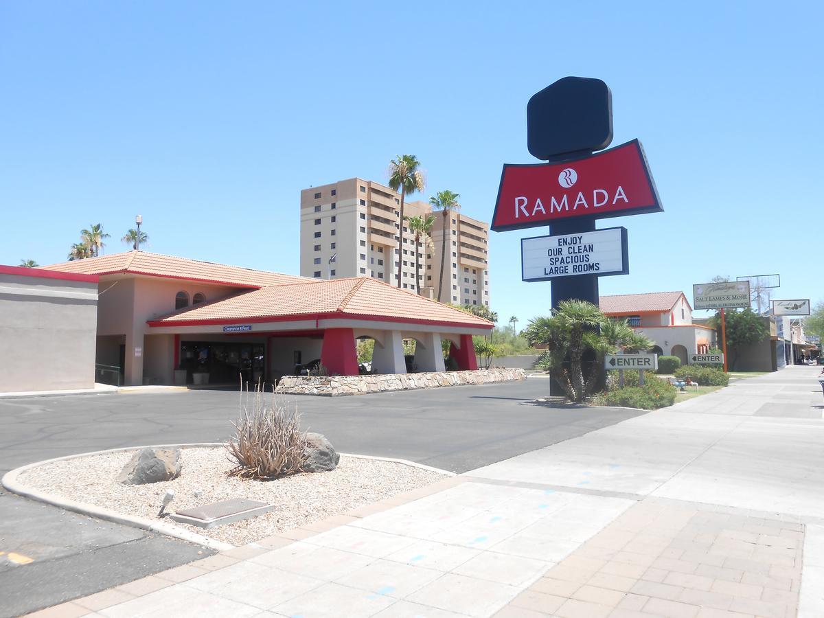 Ramada By Wyndham Mesa Downtown Hotel Bagian luar foto