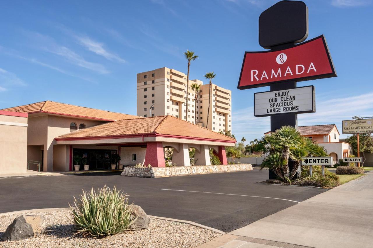 Ramada By Wyndham Mesa Downtown Hotel Bagian luar foto