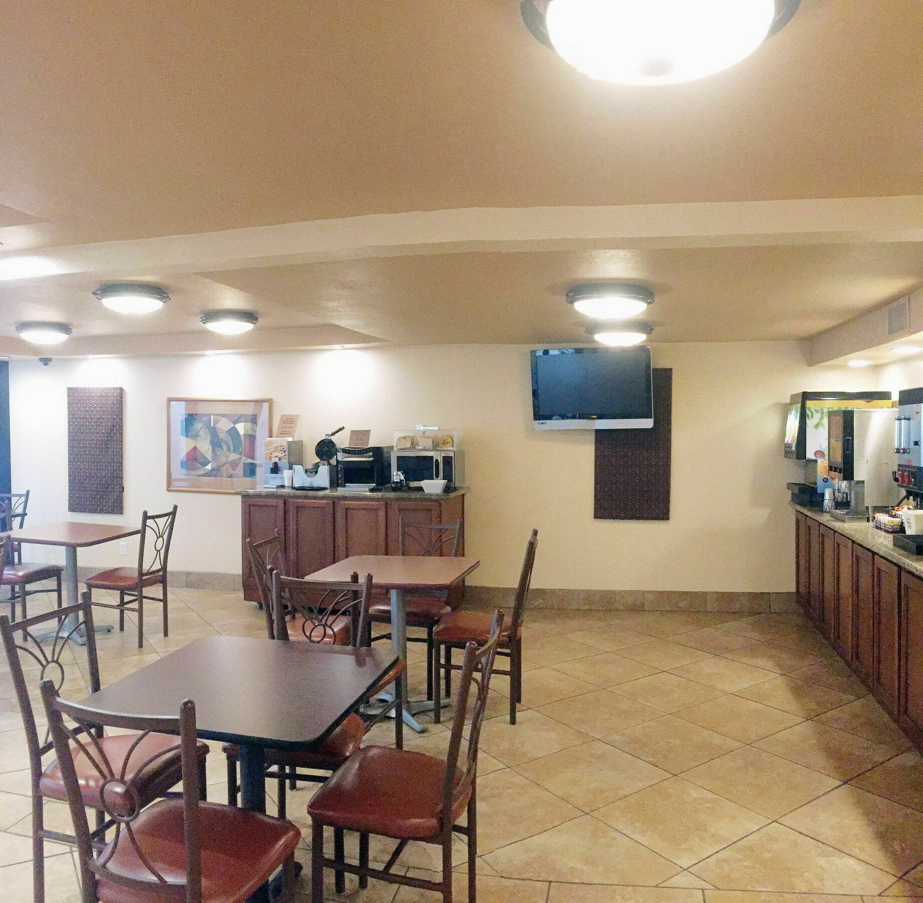 Ramada By Wyndham Mesa Downtown Hotel Bagian luar foto